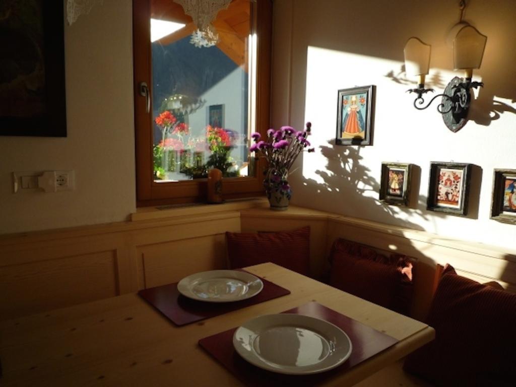 Mansarda Dolomiti Apartment Rasun di Sopra Phòng bức ảnh