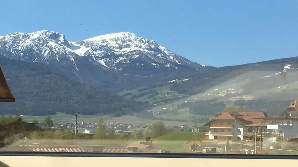 Mansarda Dolomiti Apartment Rasun di Sopra Ngoại thất bức ảnh