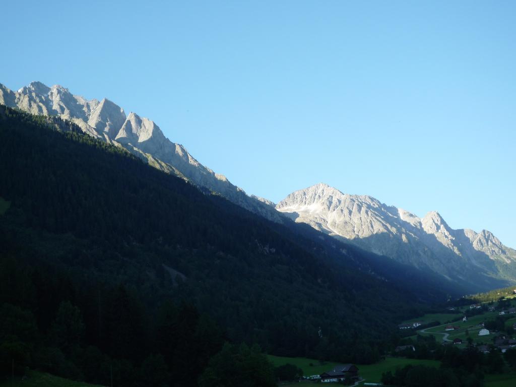 Mansarda Dolomiti Apartment Rasun di Sopra Ngoại thất bức ảnh